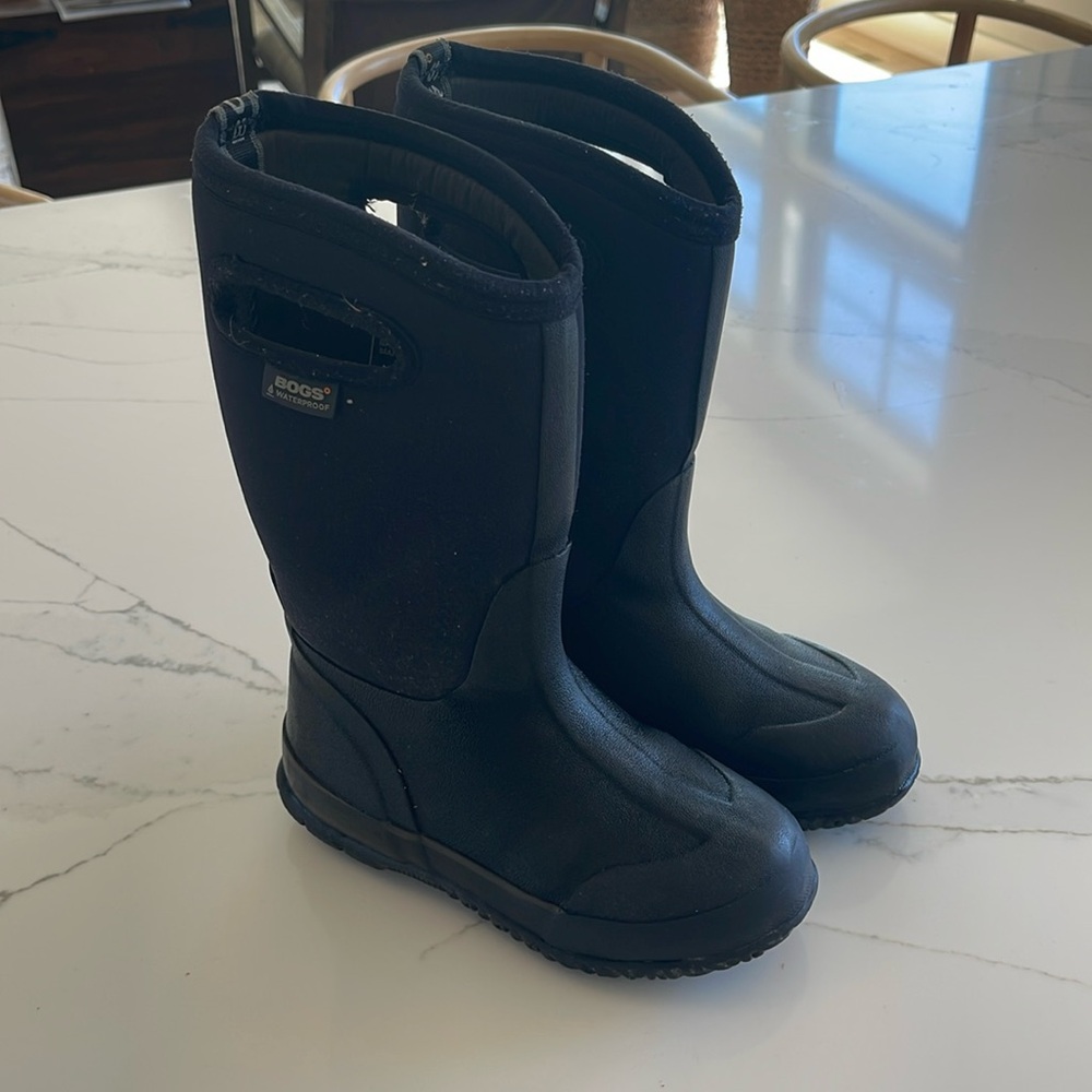 Boys Bogs - Good Condition!